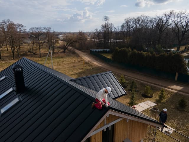 Sitag Roofer Worker